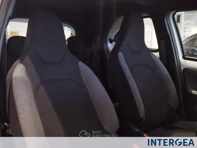Toyota Aygo X  1.0 active 72cv Bianco usata Sesto Fiorentino