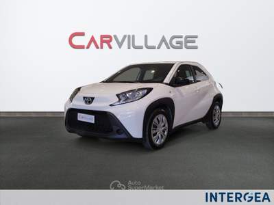 Toyota Aygo X  1.0 active 72cv Bianco usata Sesto Fiorentino