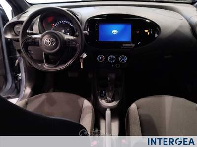 Toyota Aygo X  1.0 active 72cv s-cvt Blu/Azzurro usata Sesto Fiorentino