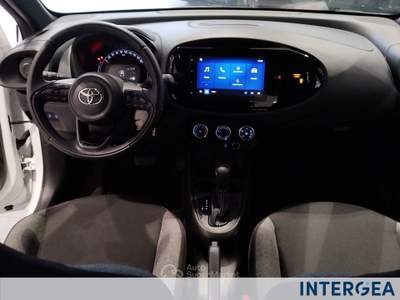 Toyota Aygo X  1.0 active 72cv s-cvt Bianco usata Sesto Fiorentino