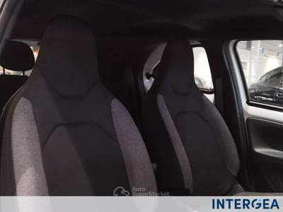 Toyota Aygo X  1.0 active 72cv s-cvt Bianco usata Sesto Fiorentino