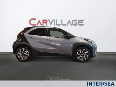 Toyota Aygo X  1.0 trend 72cv Blu/Azzurro usata Sesto Fiorentino