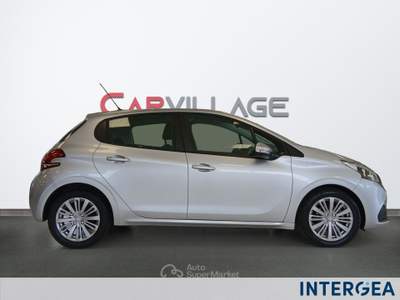 Peugeot 208 208 5p 1.6 bluehdi allure 75cv my18 Argento usata Sesto Fiorentino