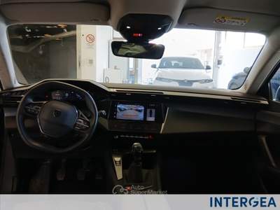 Peugeot 308 308 1.2 puretech t allure s&s 130cv Nero usata Sesto Fiorentino