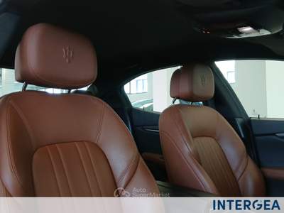 Maserati Ghibli Ghibli 3.0 v6 ds gransport 250cv auto my19 Bianco usata Sesto Fiorentino