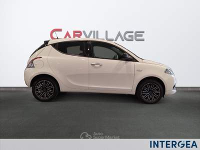 Lancia Ypsilon Ypsilon 1.0 firefly hybrid gold s&s 70cv 5p.ti Bianco usata Sesto Fiorentino