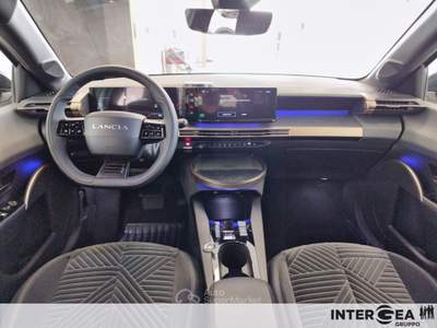 Lancia Ypsilon Nuova  lx 100% elettrica 156cv Verde usata Sesto Fiorentino
