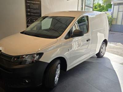 Volkswagen Caddy Caddy 2.0 TDI 102 CV Furgone Business Bianco usata POZZUOLI