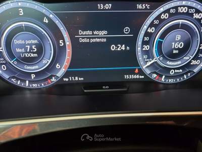 Volkswagen Tiguan Tiguan 2.0 TDI SCR DSG 4MOTION Executive BMT Rosso usata POZZUOLI
