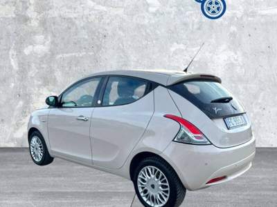Lancia Ypsilon Ypsilon 1.2 69 CV 5 porte GPL Ecochic Gold usata Laterina