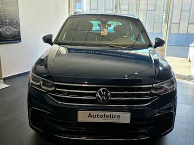 Volkswagen Tiguan Tiguan 2.0 TDI 150 CV SCR DSG R-Line Blu/Azzurro usata POZZUOLI