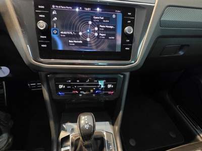 Volkswagen Tiguan Tiguan 2.0 TDI 150 CV SCR DSG R-Line Blu/Azzurro usata POZZUOLI