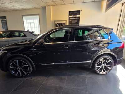 Volkswagen Tiguan Tiguan 2.0 TDI 150 CV SCR DSG R-Line Nero usata POZZUOLI