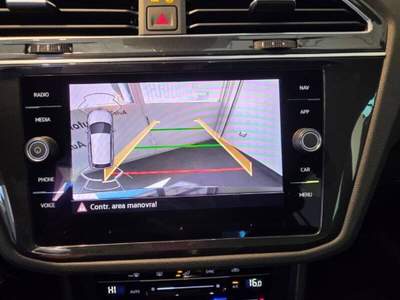 Volkswagen Tiguan Tiguan 2.0 TDI 150 CV SCR DSG R-Line Nero usata POZZUOLI