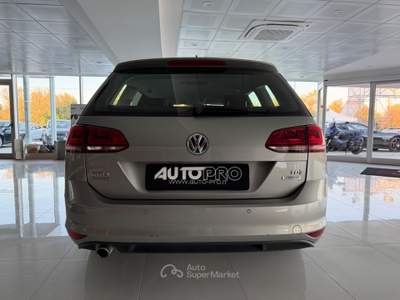 Volkswagen Golf Golf Variant 1.6 TDI 105 CV Comfortl.BMT Grigio usata San Michele salentino