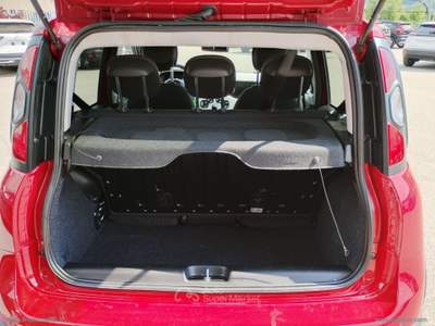 Fiat Panda Panda 1.0 FireFly Hybrid 70CV Pandina Cross VARI COLORI Rosso usata Scurelle