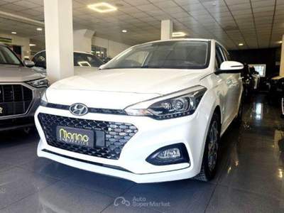 Hyundai i20 1.2 MPI MT ConnectLine Bianco usata Carinaro