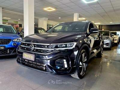 Volkswagen T-Roc 2.0 TDI SCR 150 CV DSG R-Line usata Carinaro