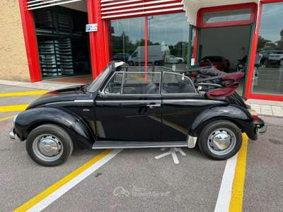 Volkswagen Maggiolino 1303 CABRIO, RESTAURATA COMPLETAMENTE! TARGA NERA! Nero usata Codroipo