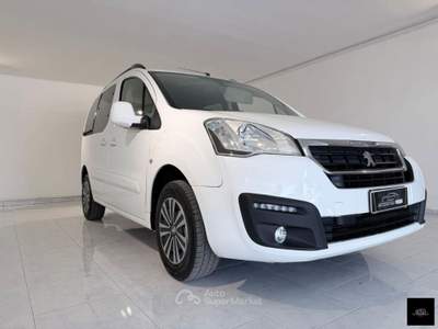 Peugeot Partner BlueHDi 120  Active Bianco usata San Giuseppe Vesuviano