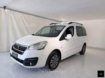 Peugeot Partner BlueHDi 120  Active Bianco usata San Giuseppe Vesuviano