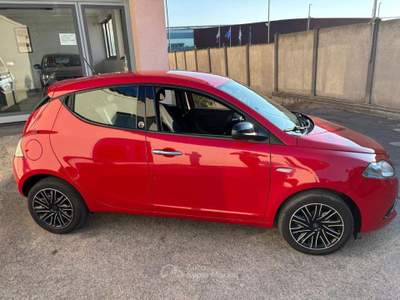 Lancia Ypsilon 1.2 69 CV 5p. GPL Ecochic Silver Rosso usata Roma