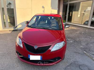 Lancia Ypsilon 1.2 69 CV 5p. GPL Ecochic Silver Rosso usata Roma