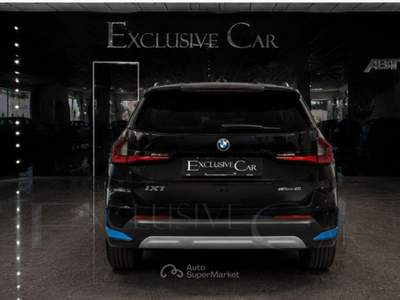 BMW iX1 xDrive 20 xLine Nero usata Olbia