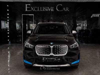 BMW iX1 xDrive 20 xLine Nero usata Olbia