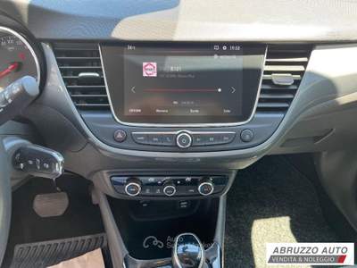 Opel Crossland X 1.2 T 12V 130 CV S&S Innovation Bianco usata Città Sant'Angelo