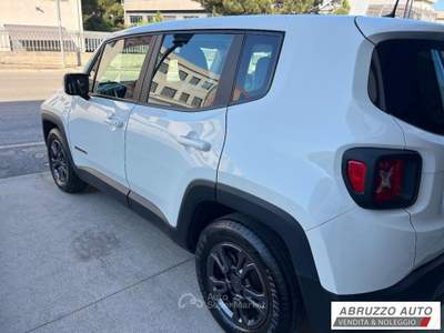 Jeep Renegade 1.6 Mjt 130 CV Business Bianco usata Città Sant'Angelo