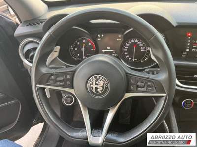 Alfa Romeo Stelvio 2.2 T.diesel 210 CV AT8 Q4 Exec. Nero usata Città Sant'Angelo