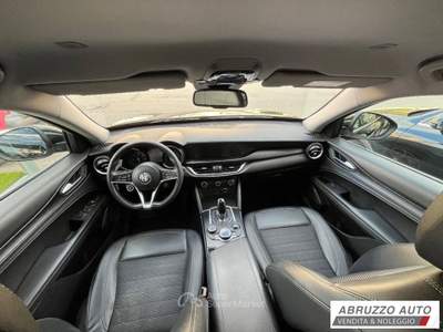 Alfa Romeo Stelvio 2.2 T.diesel 210 CV AT8 Q4 Exec. Nero usata Città Sant'Angelo