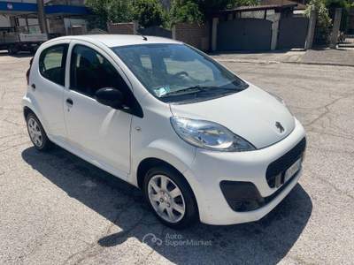 Peugeot 107  1.0 68 CV 5p. Active usata Popoli