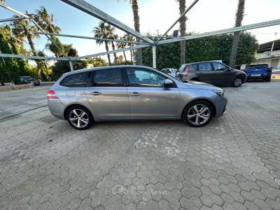 Peugeot 308 308 BlueHDi 130 S&S EAT8 SW Allure Argento usata San Michele Salentino