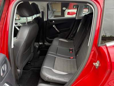 Peugeot 2008 2008 1.5 bluehdi Black Matt s&amp;s 100cv OK NEPATENTAT Rosso usata Guastalla
