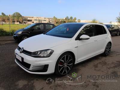 Volkswagen Golf GTD BLUEMOTION TECHNOLOGY Bianco usata Oristano