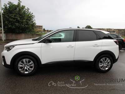 Peugeot 3008 3008 1.6 bluehdi Active s&amp;s 120cv eat6 Blu/Azzurro usata Oristano