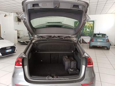 Mercedes-Benz Classe A MERCEDES-BENZ CLASSE A A 250 E PLUG-IN HYBRID AUTO SPORT 5 PORTE BERLINA usata Verona