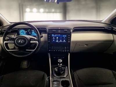 Hyundai Tucson HYUNDAI TUCSON 1.6 CRDI 2WD 115 CV XTECH SUV usata Pozzuoli