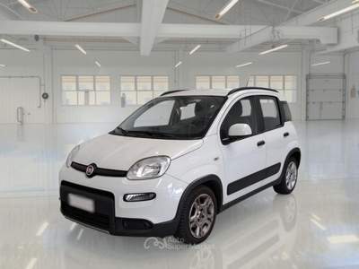 Fiat Panda FIAT PANDA 1.0 FIREFLY 70 CV SES HYBRID CITY LIFE 5 PORTE BERLINA usata Casei Gerola