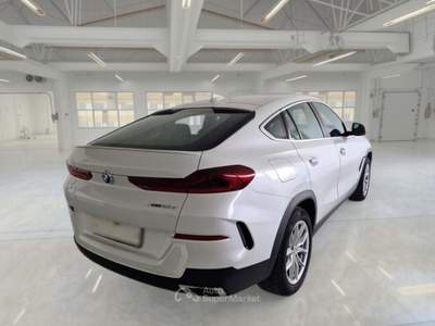 BMW X6 BMW X6 XDRIVE 30D MH48V BUSINESS AUTOM. SUV usata Bari