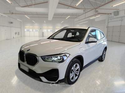 BMW X1 BMW X1 XDRIVE 25E BUSINESS ADVANTAGE AUTOMATICO SUV usata Pozzuoli