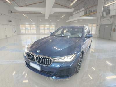 BMW Serie 5 520d BMW SERIE 5 520D XDRIVE MSPORT AUTO MH48V TOURING STATION WAGON usata Roma