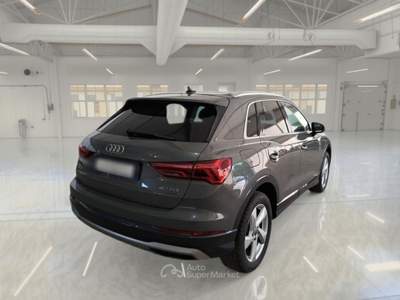 Audi Q3 AUDI Q3 40 TDI QUATTRO S TRONIC BUSINESS ADVANCED SUV usata Verona