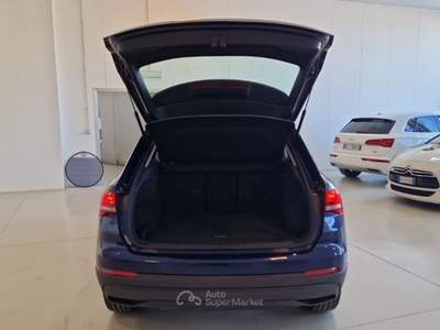 Audi Q3 AUDI Q3 35 TDI S TRONIC SUV usata Bari