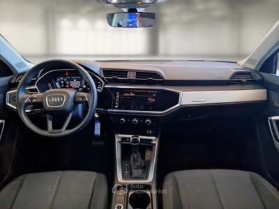 Audi Q3 AUDI Q3 35 TDI S TRONIC SUV usata Bari