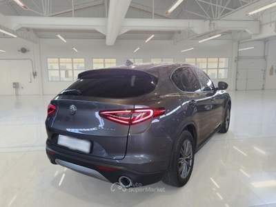 Alfa Romeo Stelvio ALFA ROMEO STELVIO 2.2 TURBO DIESEL 190 CV BUSINESS AT8 Q4 SUV usata Roma