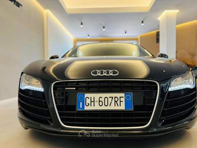 Audi R8 AUDI R8 V8 420CV UNIPRO PERMUTE GARANZIA Nero usata Latina
