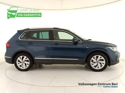 Volkswagen Tiguan 2.0 tdi elegance 150cv dsg Blu/Azzurro usata Bari